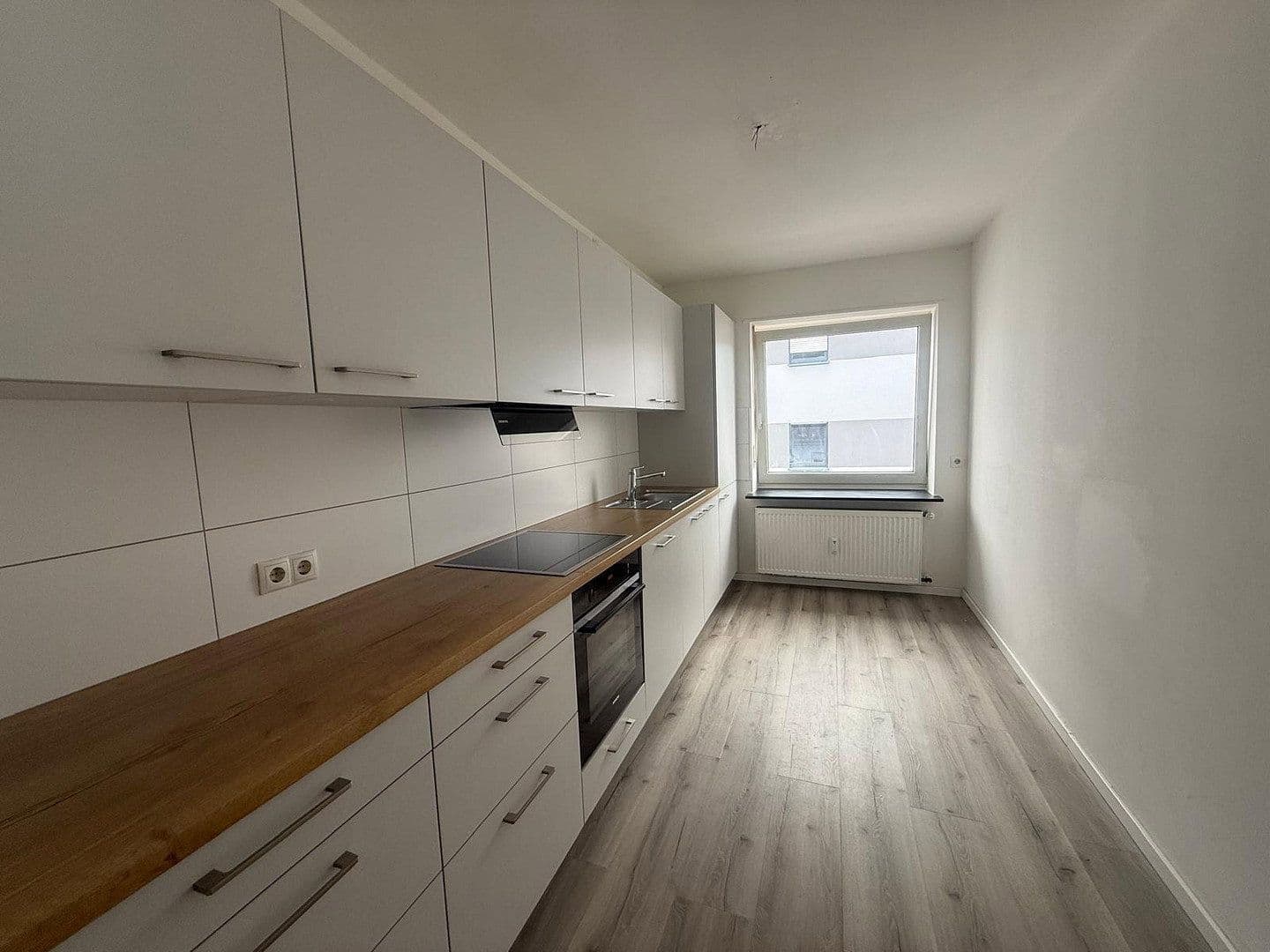 Prenájom bytu 2-izbový 62 m², Wormser Str. 15-17, Frankenthal, Porýnie-Falcko Prenájom bytu 2-izbový 62 m², Wormser Str. 15-17, Frankenthal, Porýnie-Falcko