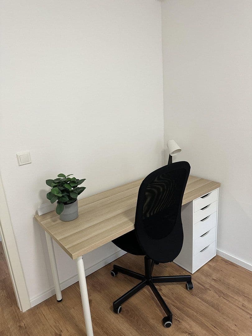 Prenájom bytu 13 m², Westliche Stadtmauerstraße 64, Erlangen, Bavorsko Prenájom bytu 13 m², Westliche Stadtmauerstraße 64, Erlangen, Bavorsko