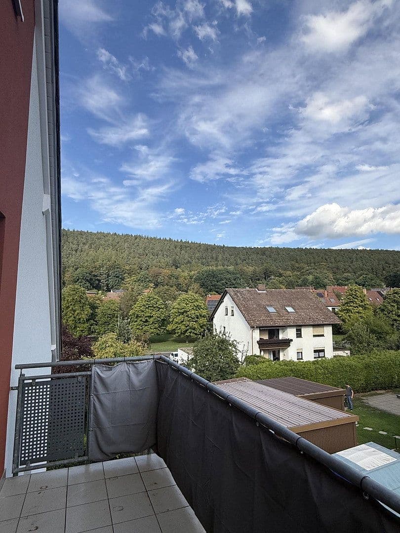 Prenájom bytu 3-izbový 95 m², Lohr am Main, Bavorsko Prenájom bytu 3-izbový 95 m², Lohr am Main, Bavorsko