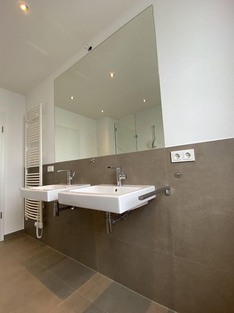Prenájom bytu 3-izbový 131 m², Münster, Severné Porýnie - Westfálsko Prenájom bytu 3-izbový 131 m², Münster, Severné Porýnie - Westfálsko