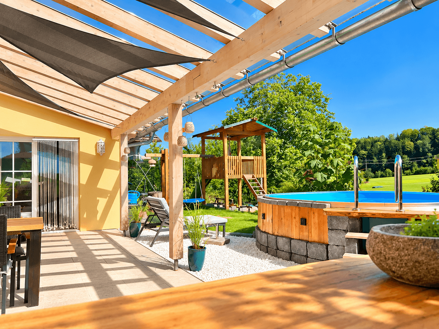Predaj domu 217 m², pozemok 824 m², Siegsdorf, Bavorsko Predaj domu 217 m², pozemok 824 m², Siegsdorf, Bavorsko