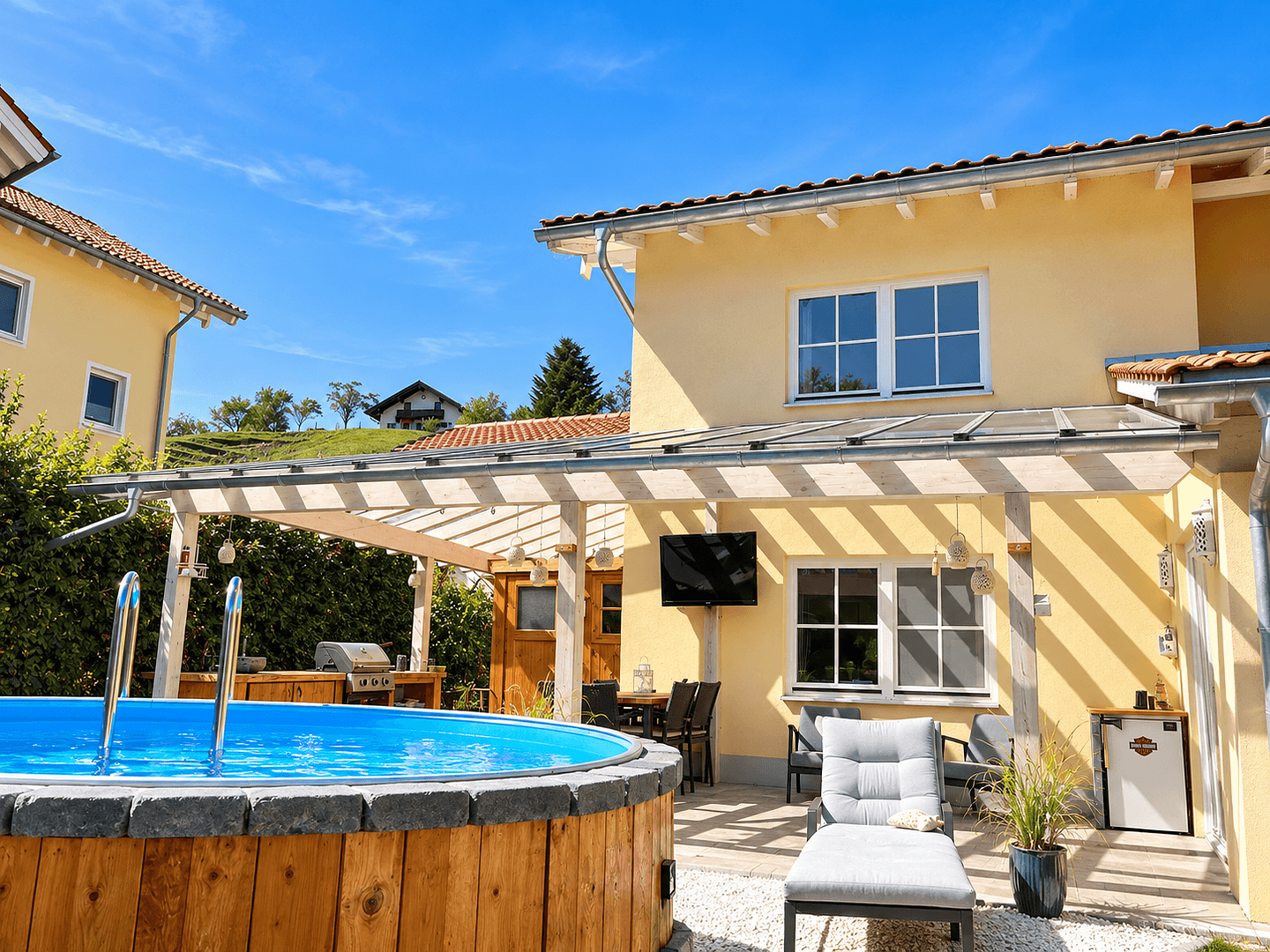 Predaj domu 217 m², pozemok 824 m², Siegsdorf, Bavorsko Predaj domu 217 m², pozemok 824 m², Siegsdorf, Bavorsko