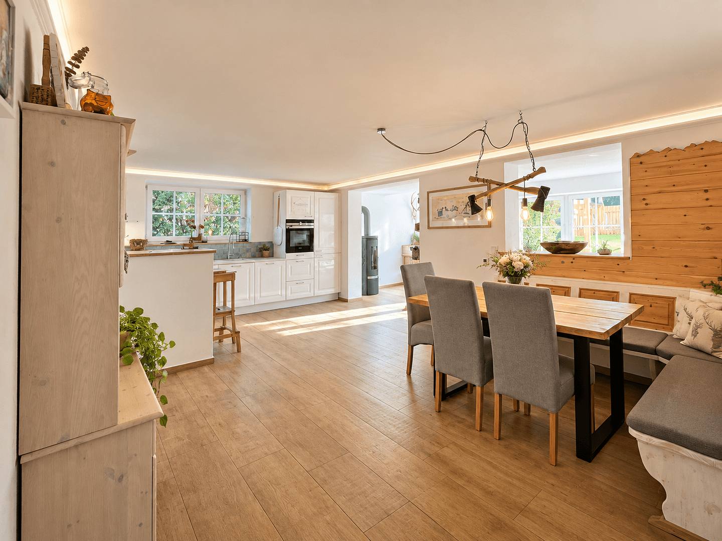 Predaj domu 217 m², pozemok 824 m², Siegsdorf, Bavorsko Predaj domu 217 m², pozemok 824 m², Siegsdorf, Bavorsko