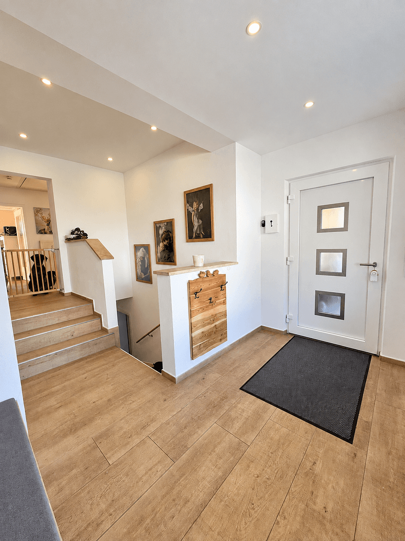 Predaj domu 217 m², pozemok 824 m², Siegsdorf, Bavorsko Predaj domu 217 m², pozemok 824 m², Siegsdorf, Bavorsko