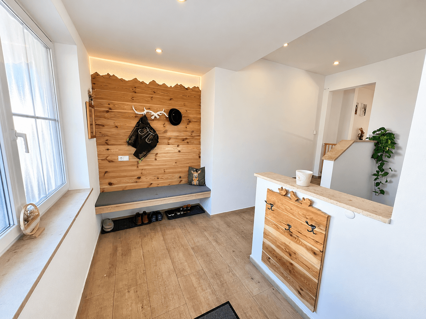 Predaj domu 217 m², pozemok 824 m², Siegsdorf, Bavorsko Predaj domu 217 m², pozemok 824 m², Siegsdorf, Bavorsko