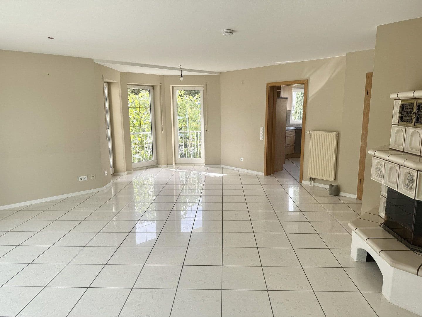 Predaj domu 164 m², pozemok 477 m², Kippenheim, Bádensko-Wurttembersko Predaj domu 164 m², pozemok 477 m², Kippenheim, Bádensko-Wurttembersko