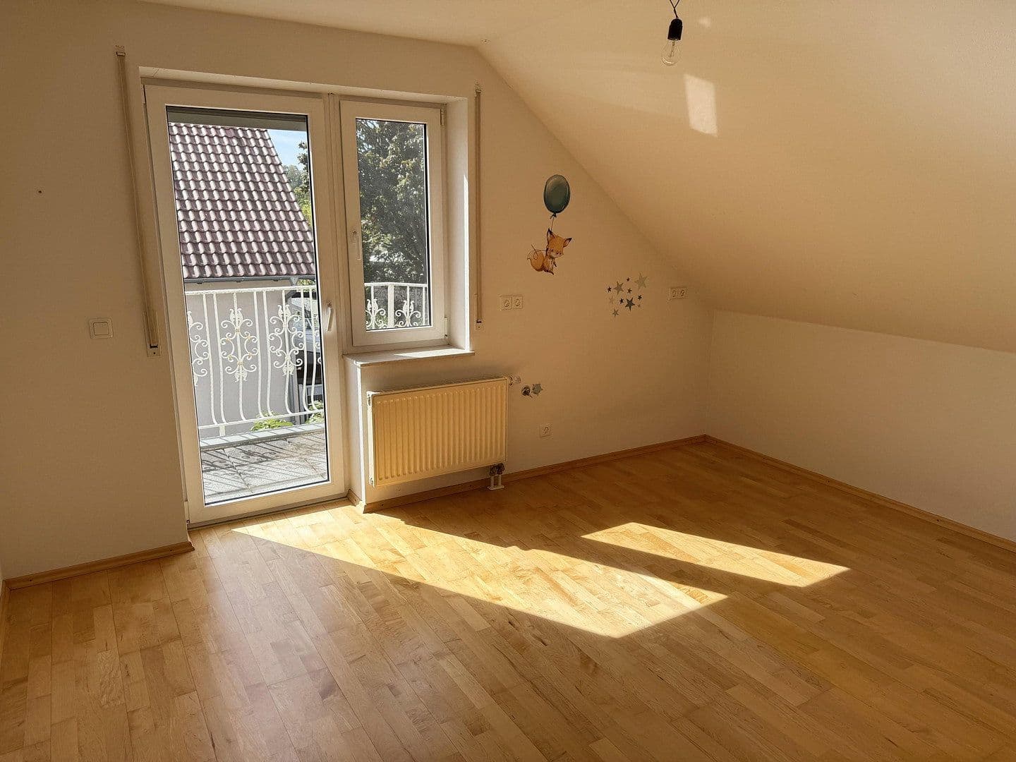 Predaj domu 164 m², pozemok 477 m², Kippenheim, Bádensko-Wurttembersko Predaj domu 164 m², pozemok 477 m², Kippenheim, Bádensko-Wurttembersko