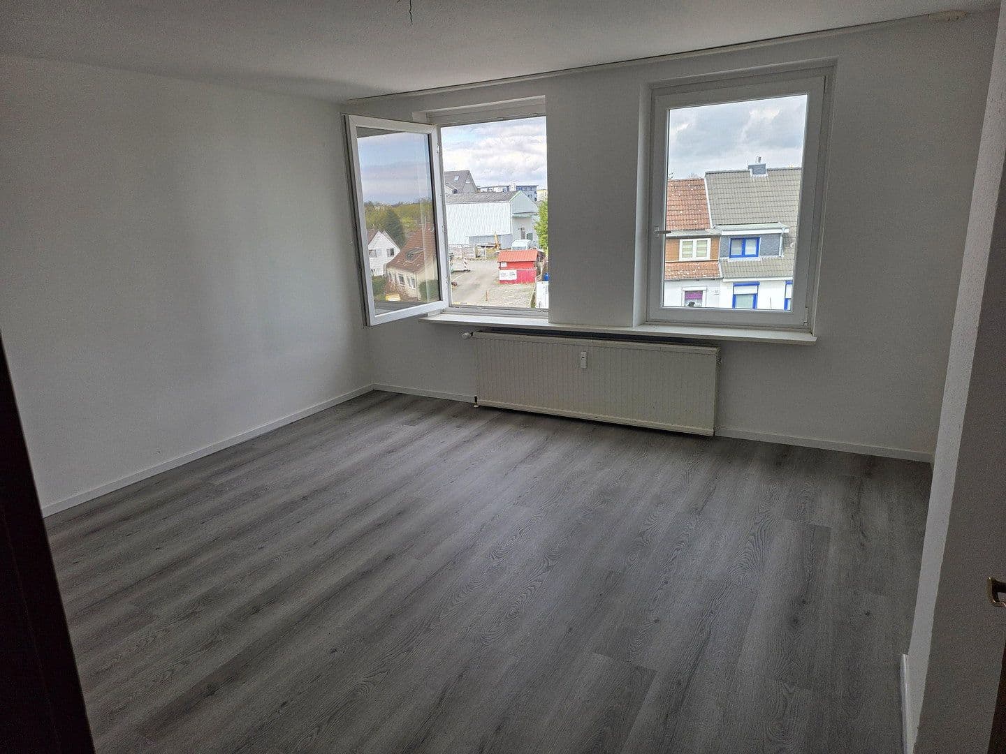 Predaj bytu 4-izbový 97 m², Schönkirchen, Šlezvicko-Holštajnsko Predaj bytu 4-izbový 97 m², Schönkirchen, Šlezvicko-Holštajnsko
