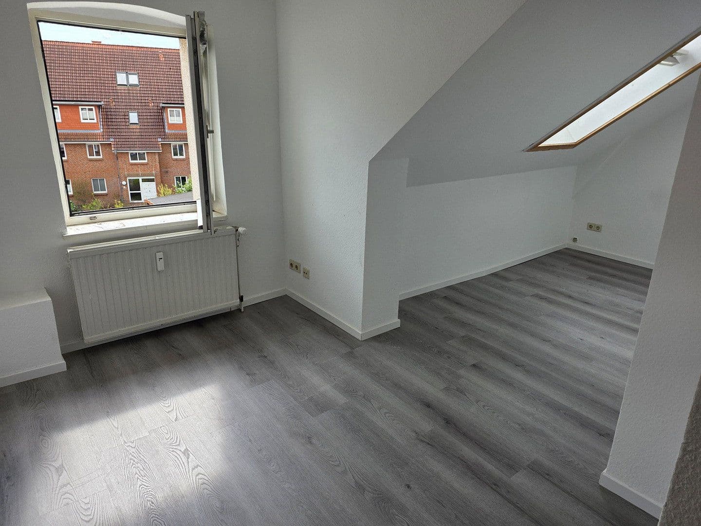 Predaj bytu 4-izbový 97 m², Schönkirchen, Šlezvicko-Holštajnsko Predaj bytu 4-izbový 97 m², Schönkirchen, Šlezvicko-Holštajnsko