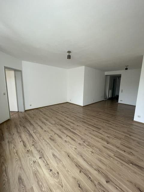 Prenájom bytu 2-izbový 54 m², Bad Breisig, Porýnie-Falcko Prenájom bytu 2-izbový 54 m², Bad Breisig, Porýnie-Falcko