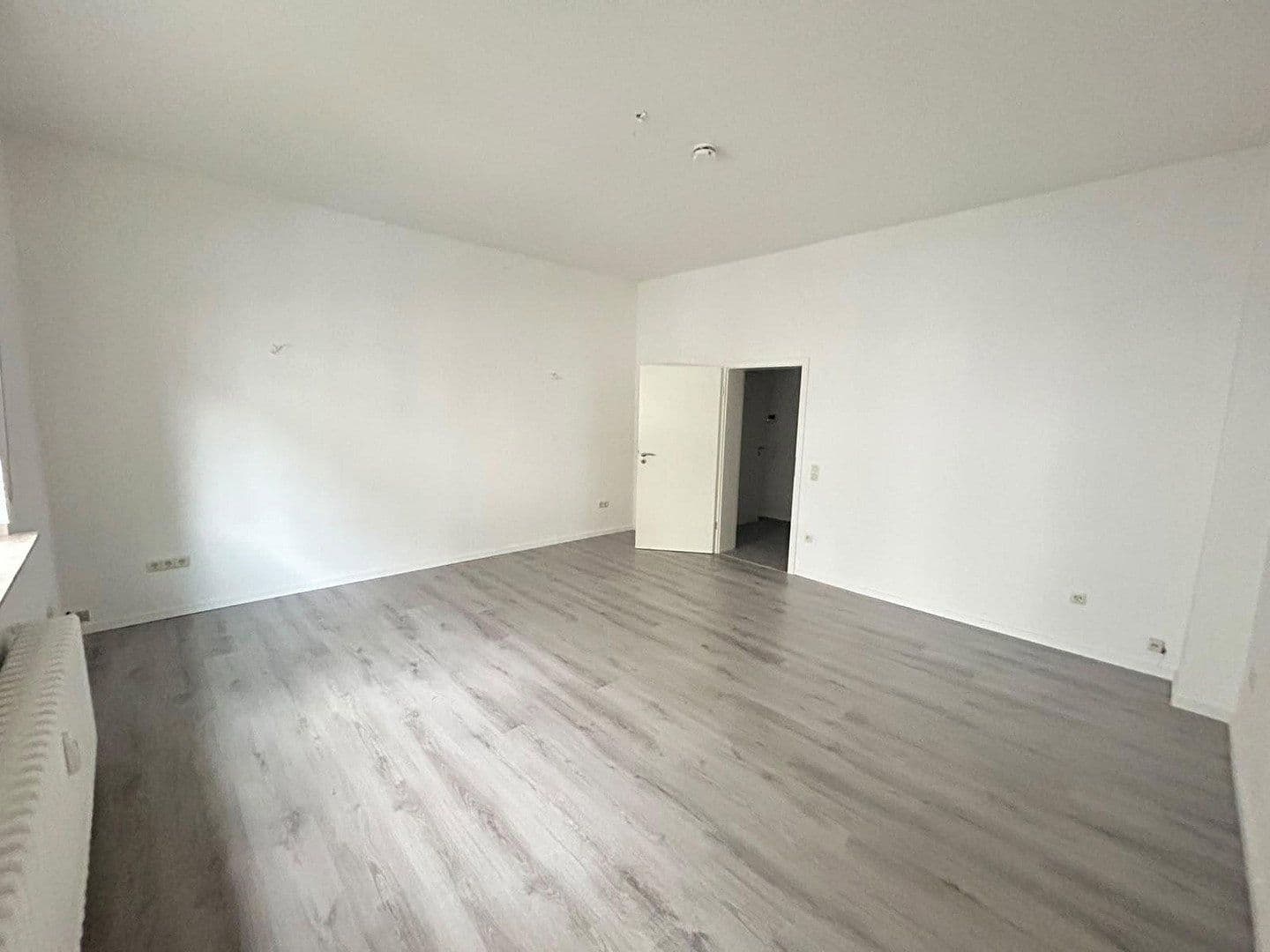 Prenájom bytu 1-izbový 43 m², Schlangenwallstraße 7, Gelsenkirchen, Severné Porýnie - Westfálsko Prenájom bytu 1-izbový 43 m², Schlangenwallstraße 7, Gelsenkirchen, Severné Porýnie - Westfálsko