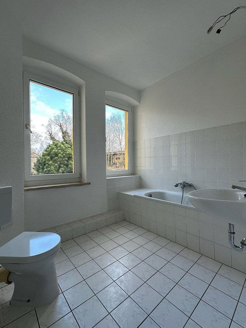 Prenájom bytu 2-izbový 68 m², Gera, Durínsko Prenájom bytu 2-izbový 68 m², Gera, Durínsko
