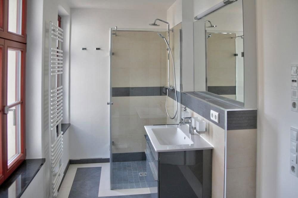 Prenájom bytu 3-izbový 98 m², Leipzig, Sasko Prenájom bytu 3-izbový 98 m², Leipzig, Sasko
