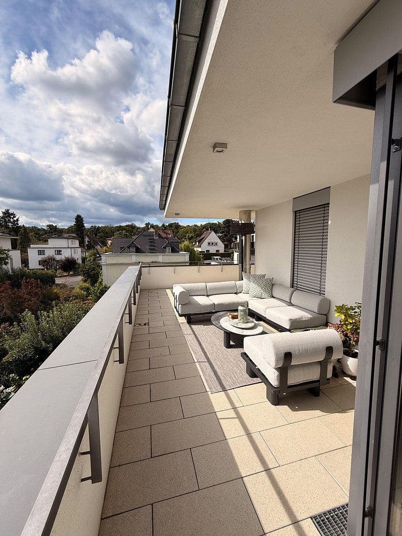 Prenájom bytu 2-izbový 94 m², Am Eichelgarten 18, Wiesbaden, Hesensko Prenájom bytu 2-izbový 94 m², Am Eichelgarten 18, Wiesbaden, Hesensko
