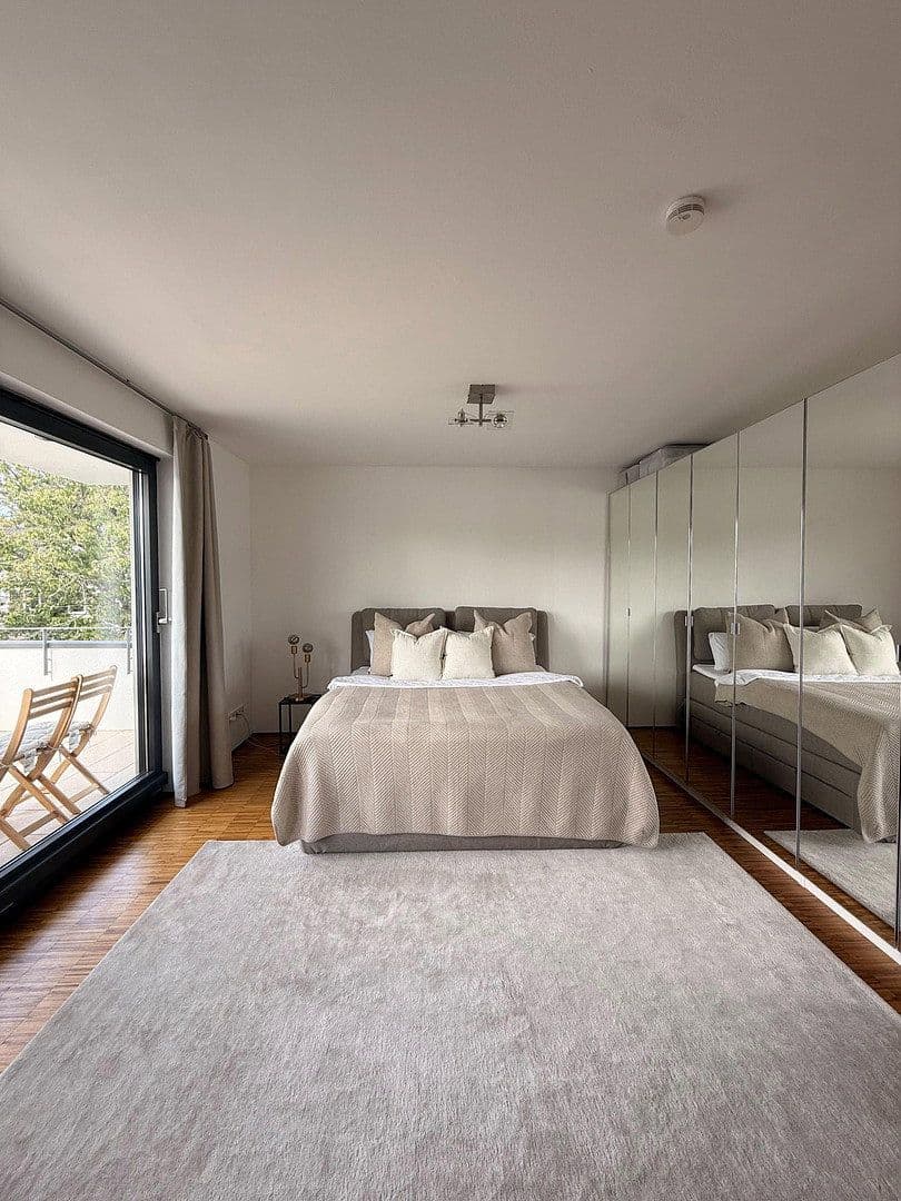 Prenájom bytu 2-izbový 94 m², Am Eichelgarten 18, Wiesbaden, Hesensko Prenájom bytu 2-izbový 94 m², Am Eichelgarten 18, Wiesbaden, Hesensko
