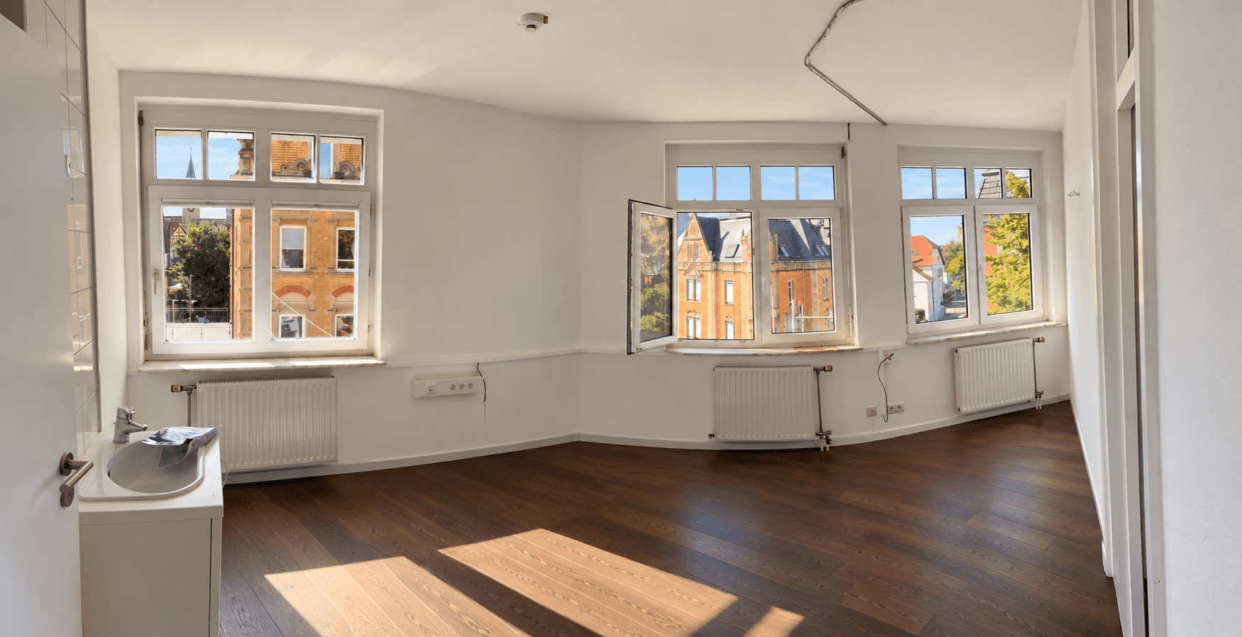 Predaj kancelárie 150 m², Bahnhofstraße 28, Öhringen, Bádensko-Wurttembersko Predaj kancelárie 150 m², Bahnhofstraße 28, Öhringen, Bádensko-Wurttembersko