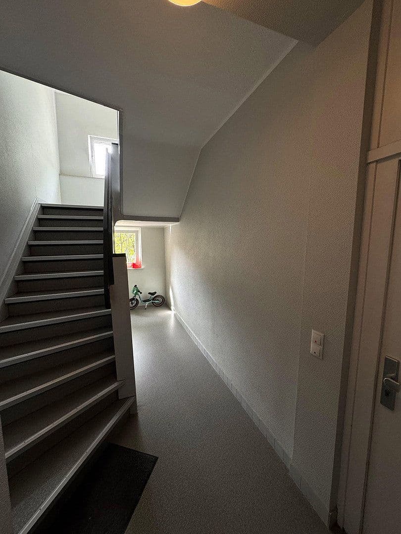 Prenájom bytu 4-izbový 98 m², Liebknechtstraße 94, Oberhausen, Severné Porýnie - Westfálsko Prenájom bytu 4-izbový 98 m², Liebknechtstraße 94, Oberhausen, Severné Porýnie - Westfálsko