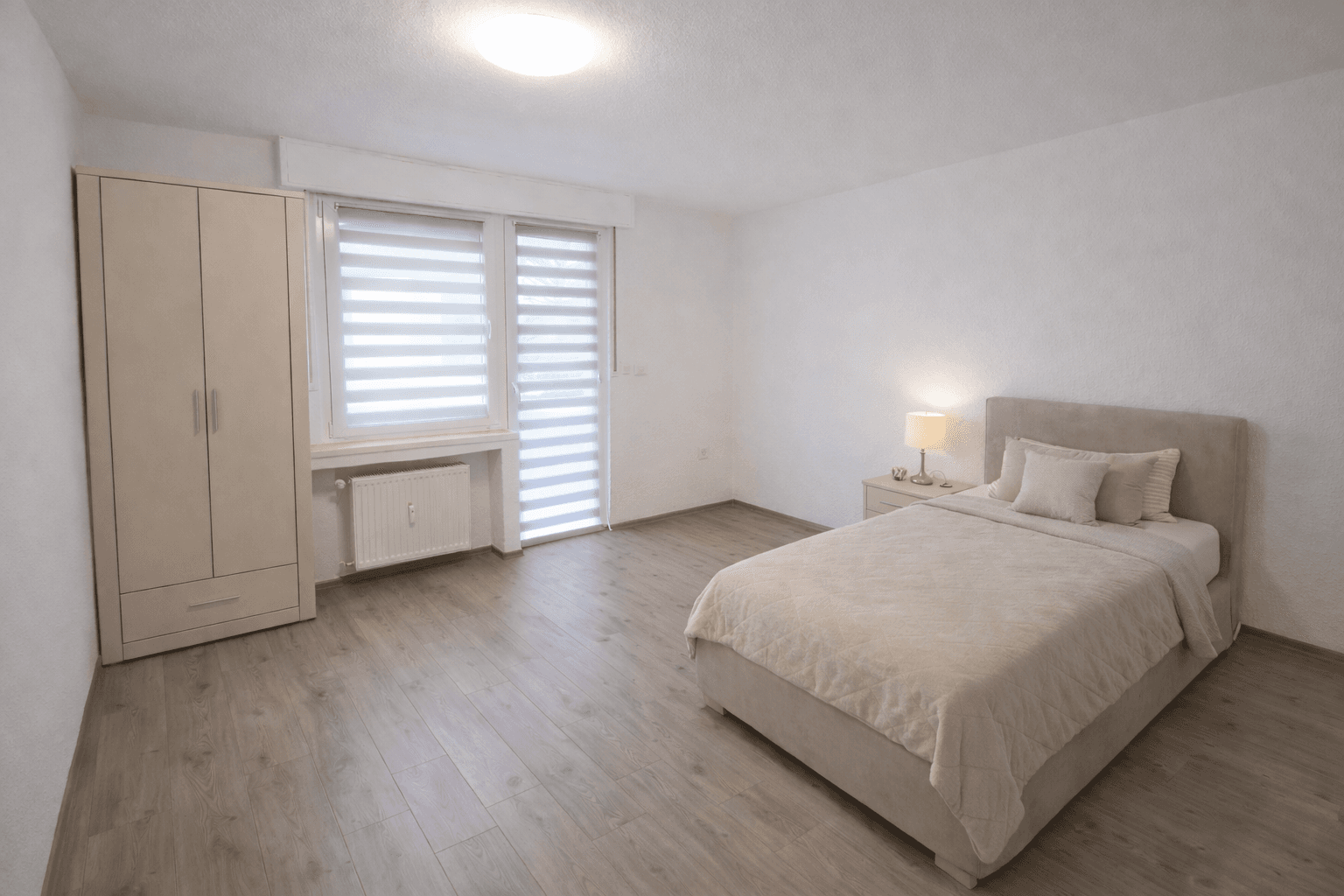 Prenájom bytu 4-izbový 98 m², Liebknechtstraße 94, Oberhausen, Severné Porýnie - Westfálsko Prenájom bytu 4-izbový 98 m², Liebknechtstraße 94, Oberhausen, Severné Porýnie - Westfálsko