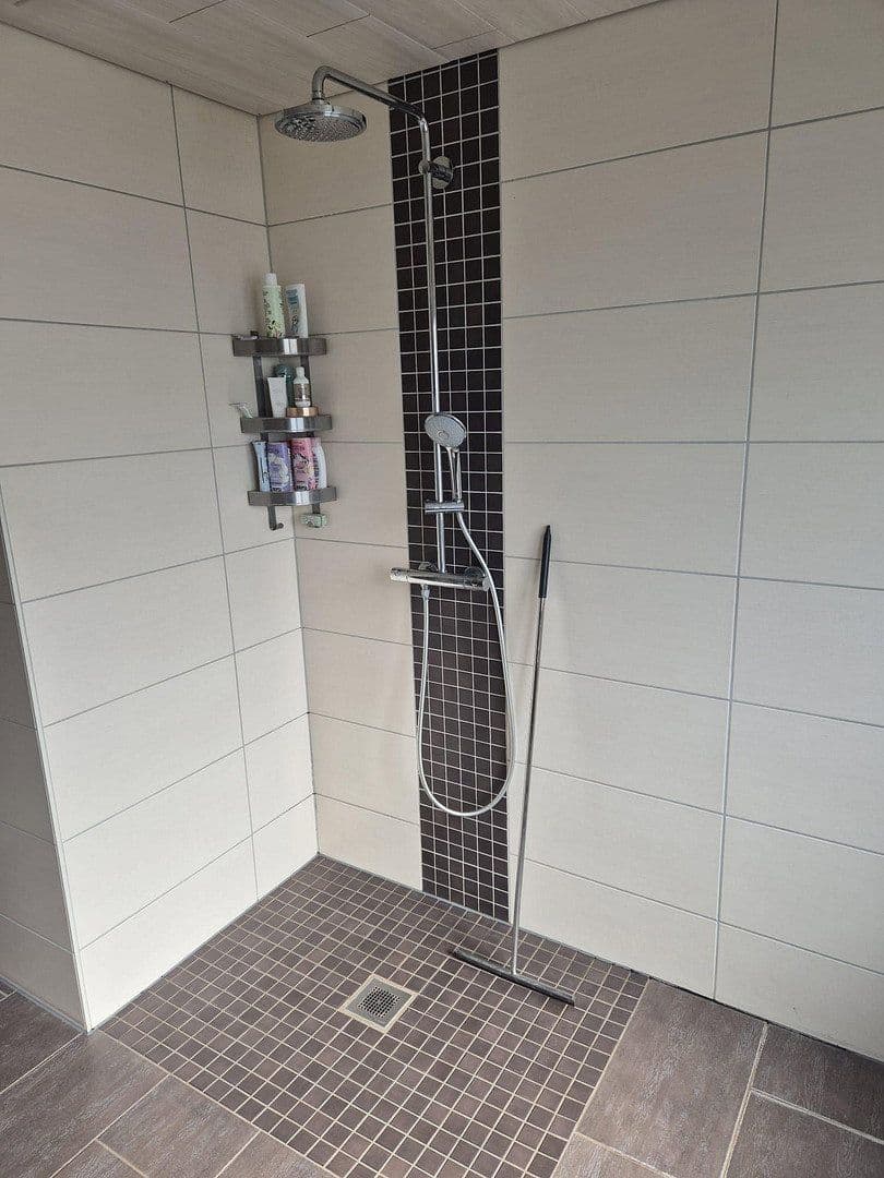 Predaj domu 136 m², pozemok 908 m², Fronhausen, Hesensko Predaj domu 136 m², pozemok 908 m², Fronhausen, Hesensko
