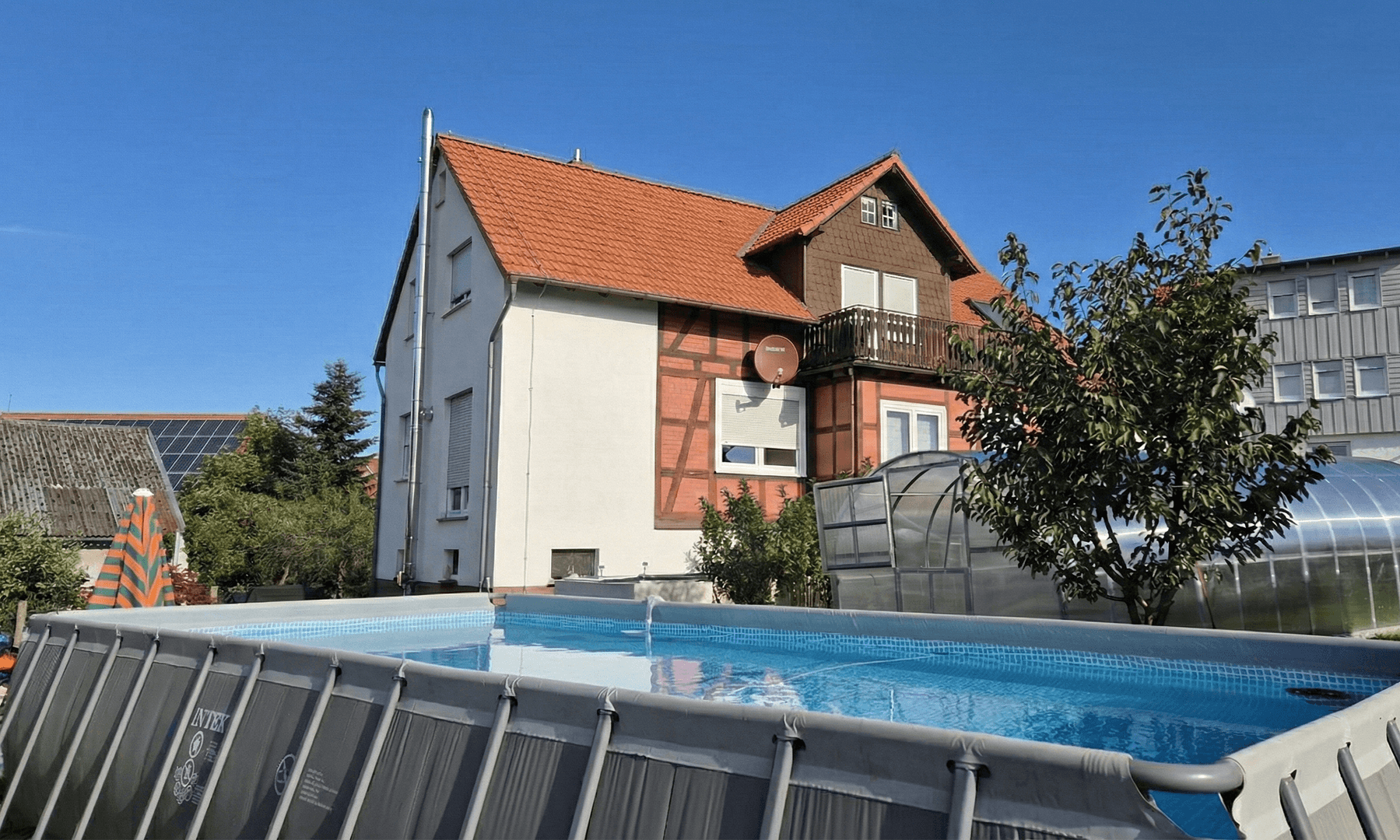 Predaj domu 136 m², pozemok 908 m², Fronhausen, Hesensko Predaj domu 136 m², pozemok 908 m², Fronhausen, Hesensko