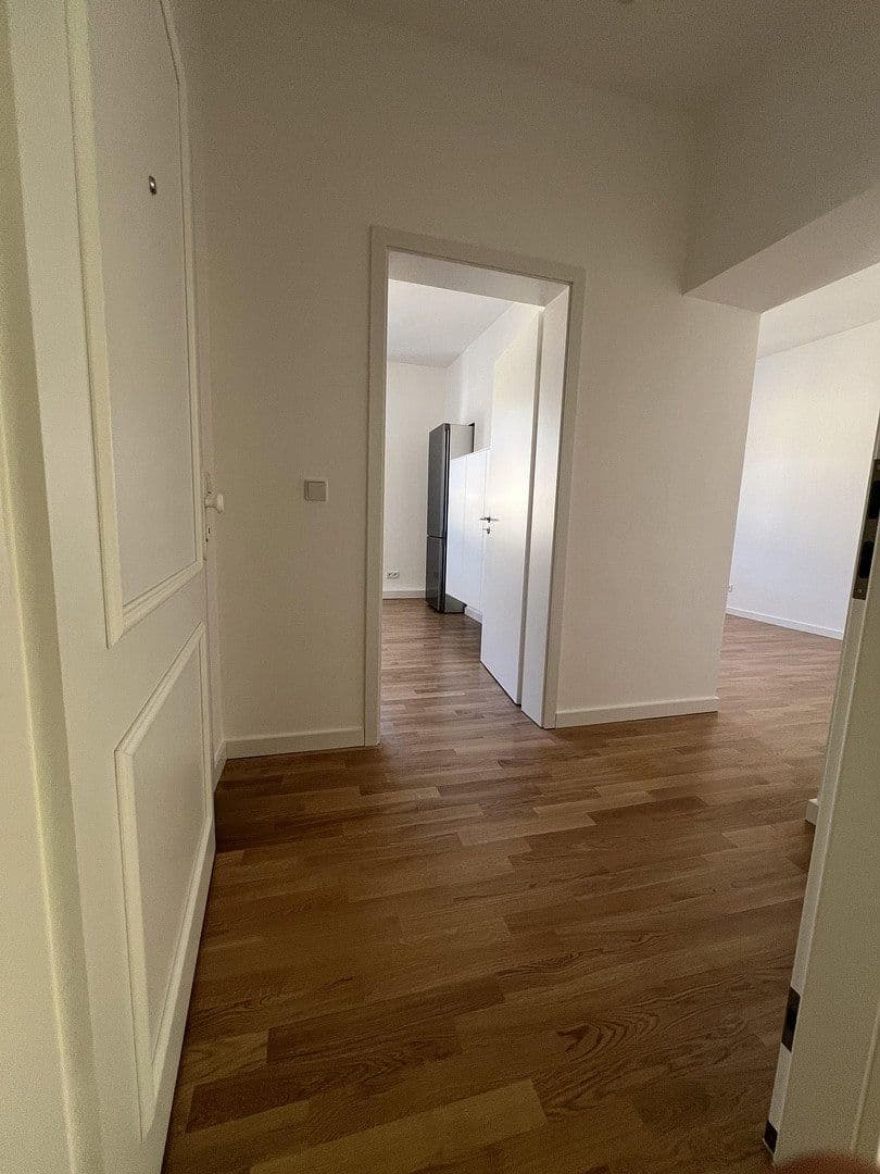 Prenájom bytu 3-izbový 80 m², Düsseldorf, Severné Porýnie - Westfálsko Prenájom bytu 3-izbový 80 m², Düsseldorf, Severné Porýnie - Westfálsko
