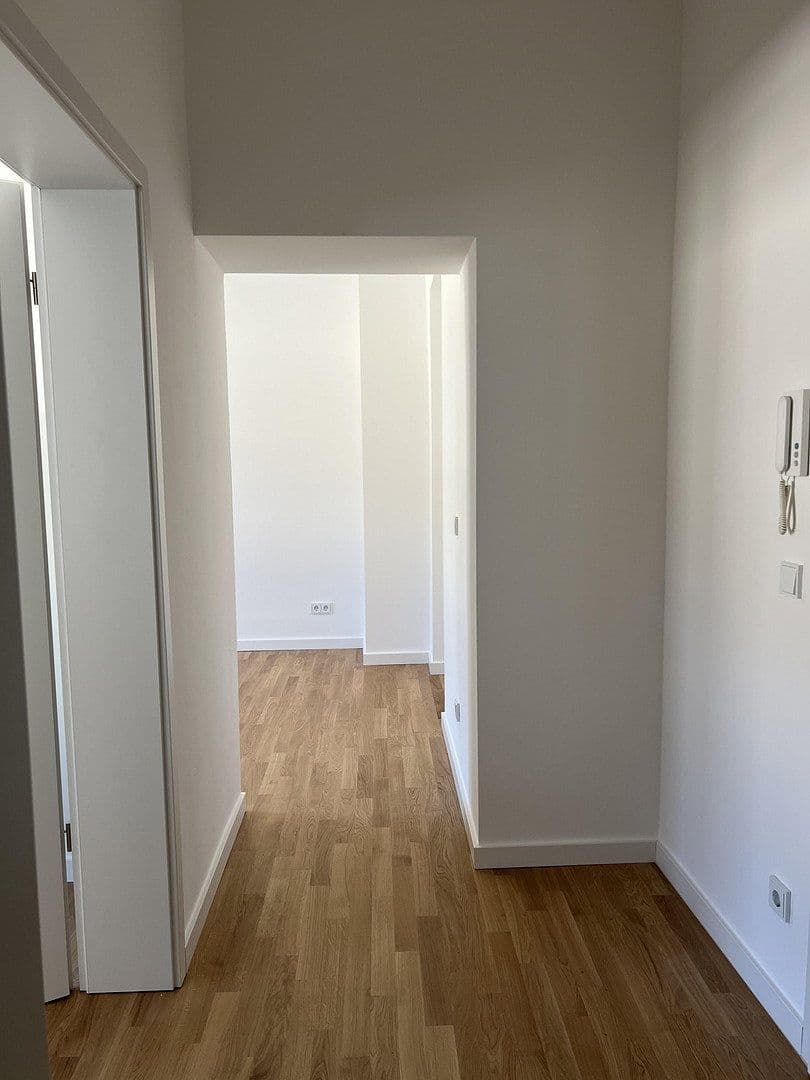 Prenájom bytu 3-izbový 80 m², Düsseldorf, Severné Porýnie - Westfálsko Prenájom bytu 3-izbový 80 m², Düsseldorf, Severné Porýnie - Westfálsko