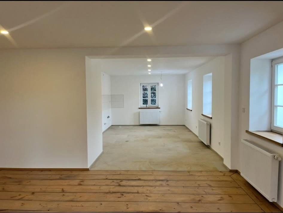 Prenájom bytu 4-izbový 125 m², Gilching, Bavorsko Prenájom bytu 4-izbový 125 m², Gilching, Bavorsko