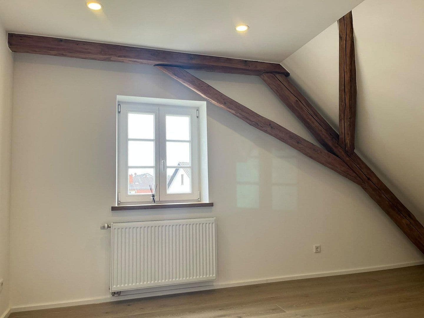 Prenájom bytu 4-izbový 125 m², Gilching, Bavorsko Prenájom bytu 4-izbový 125 m², Gilching, Bavorsko