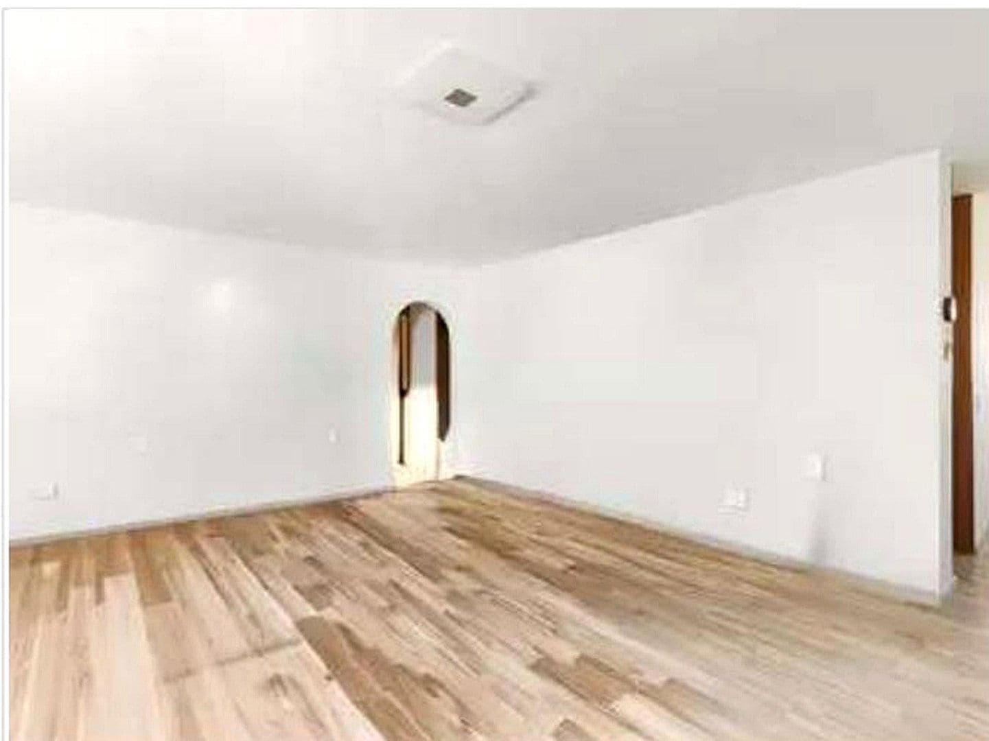 Predaj bytu 4-izbový 125 m², Leonberg, Bádensko-Wurttembersko Predaj bytu 4-izbový 125 m², Leonberg, Bádensko-Wurttembersko