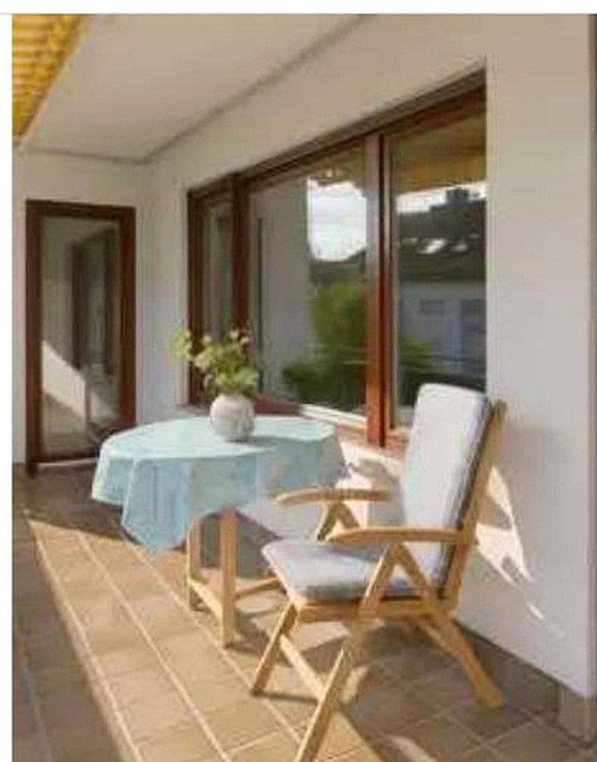 Predaj bytu 4-izbový 125 m², Leonberg, Bádensko-Wurttembersko Predaj bytu 4-izbový 125 m², Leonberg, Bádensko-Wurttembersko