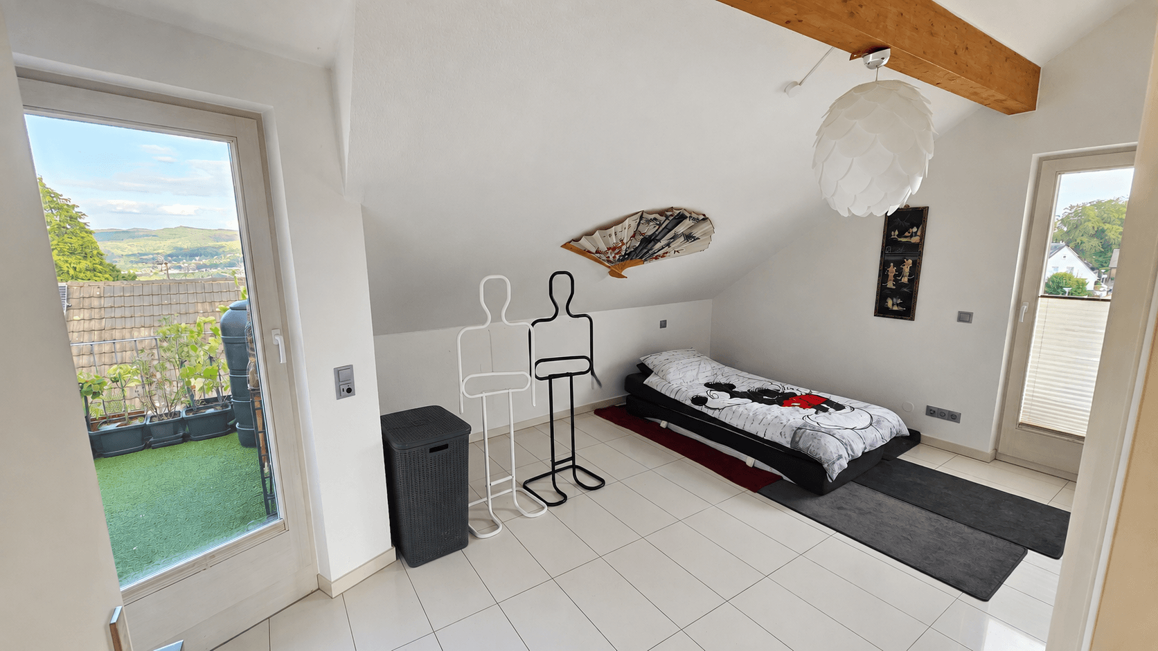 Prenájom bytu 4-izbový 145 m², Heideweg 4a, Remagen, Porýnie-Falcko Prenájom bytu 4-izbový 145 m², Heideweg 4a, Remagen, Porýnie-Falcko