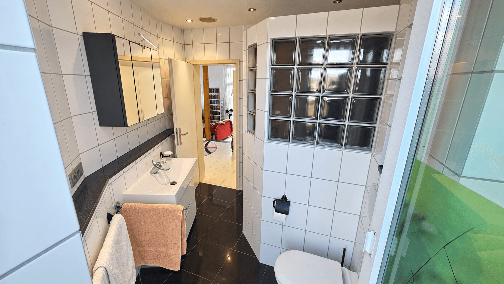 Prenájom bytu 4-izbový 145 m², Heideweg 4a, Remagen, Porýnie-Falcko Prenájom bytu 4-izbový 145 m², Heideweg 4a, Remagen, Porýnie-Falcko
