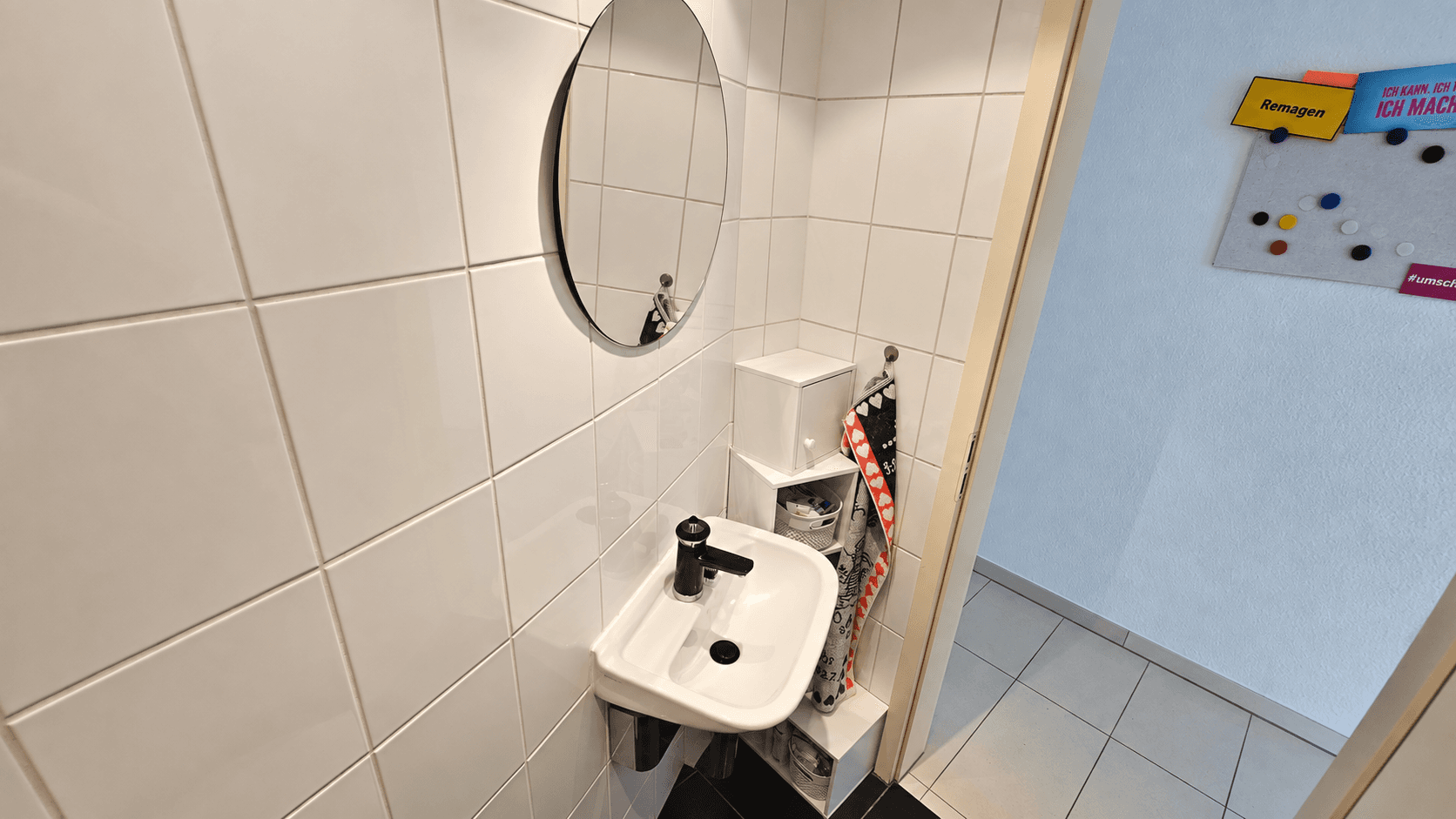 Prenájom bytu 4-izbový 145 m², Heideweg 4a, Remagen, Porýnie-Falcko Prenájom bytu 4-izbový 145 m², Heideweg 4a, Remagen, Porýnie-Falcko