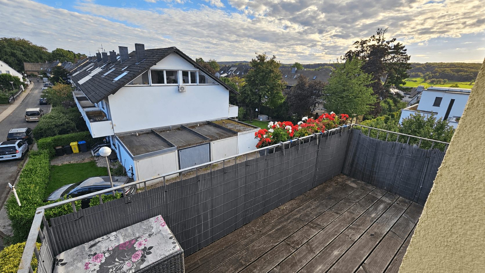 Prenájom bytu 4-izbový 145 m², Heideweg 4a, Remagen, Porýnie-Falcko Prenájom bytu 4-izbový 145 m², Heideweg 4a, Remagen, Porýnie-Falcko