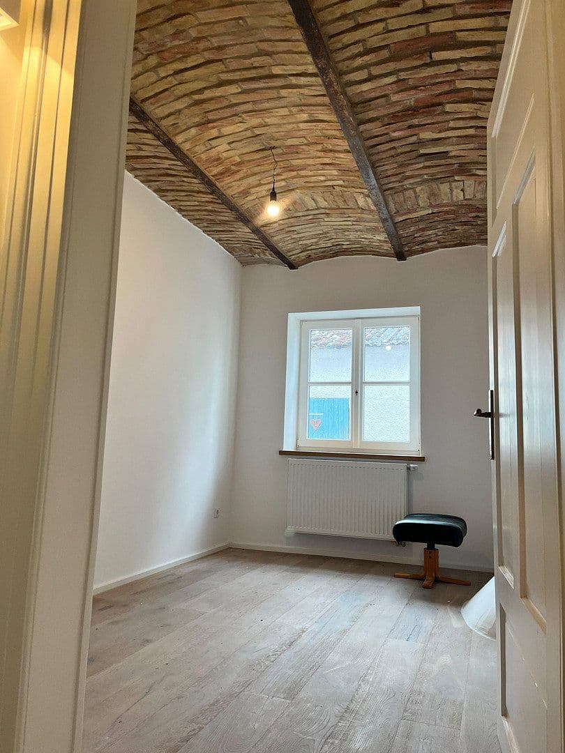 Prenájom bytu 5-izbový 109 m², Gilching, Bavorsko Prenájom bytu 5-izbový 109 m², Gilching, Bavorsko