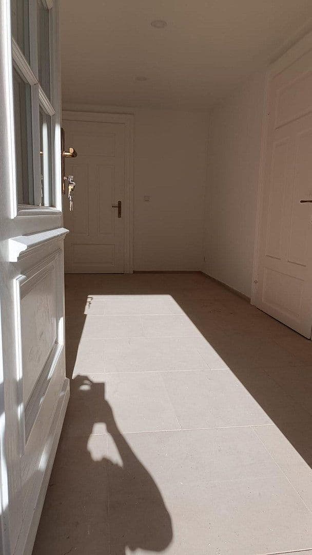 Prenájom bytu 5-izbový 109 m², Gilching, Bavorsko Prenájom bytu 5-izbový 109 m², Gilching, Bavorsko