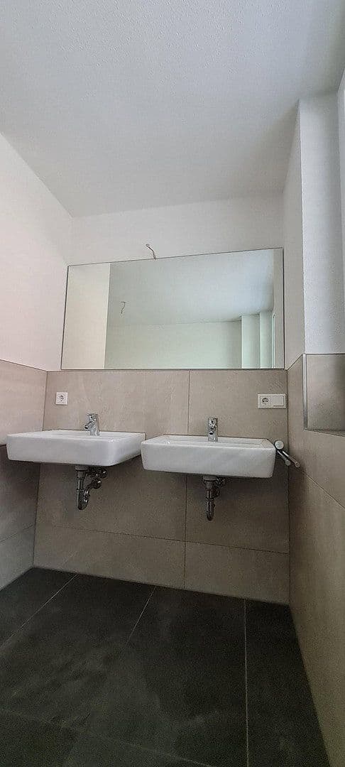 Prenájom bytu 3-izbový 87 m², Am Bahndamm 3, Bad Säckingen, Bádensko-Wurttembersko Prenájom bytu 3-izbový 87 m², Am Bahndamm 3, Bad Säckingen, Bádensko-Wurttembersko