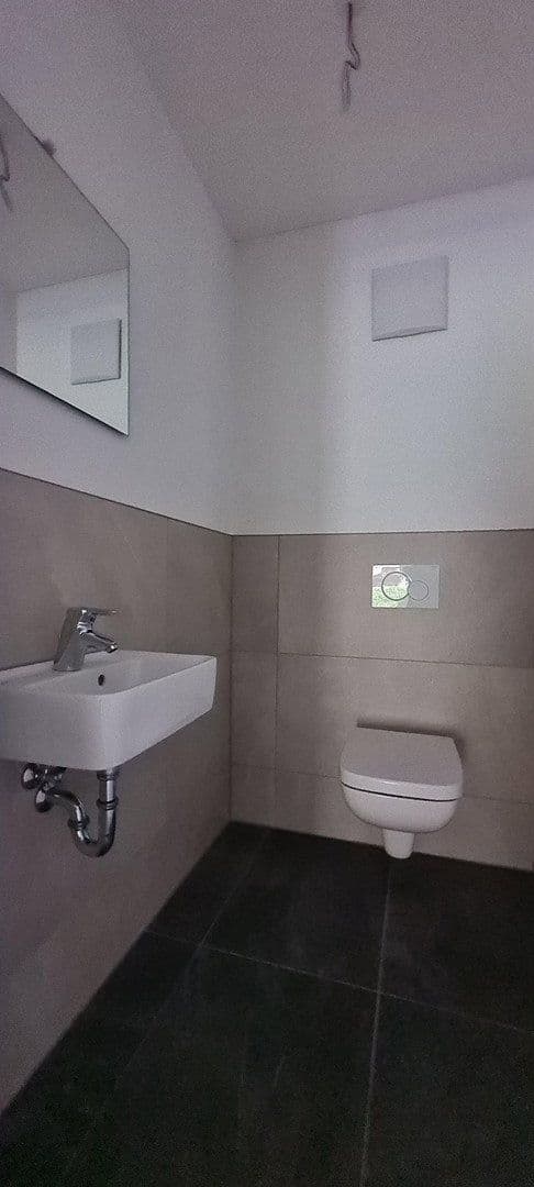 Prenájom bytu 3-izbový 87 m², Am Bahndamm 3, Bad Säckingen, Bádensko-Wurttembersko Prenájom bytu 3-izbový 87 m², Am Bahndamm 3, Bad Säckingen, Bádensko-Wurttembersko