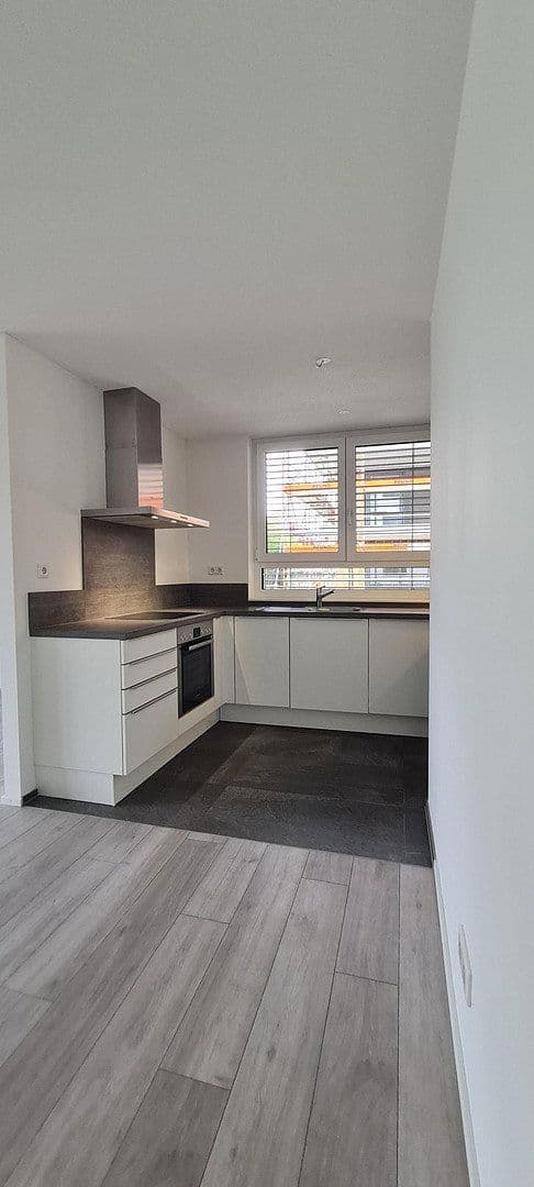 Prenájom bytu 3-izbový 87 m², Am Bahndamm 3, Bad Säckingen, Bádensko-Wurttembersko Prenájom bytu 3-izbový 87 m², Am Bahndamm 3, Bad Säckingen, Bádensko-Wurttembersko