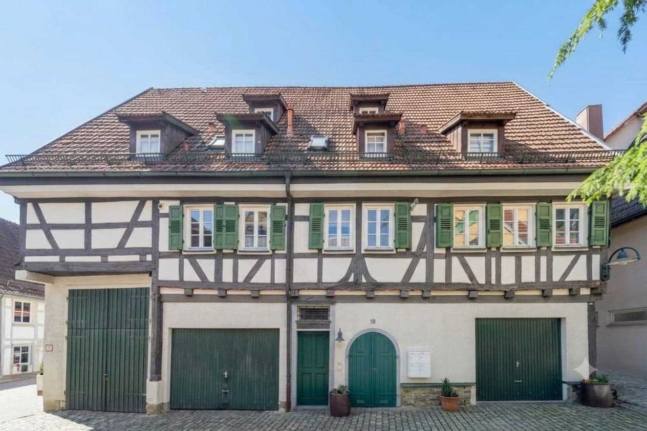 Prenájom bytu 3-izbový 89 m², Schuhgasse 18, Herrenberg, Bádensko-Wurttembersko Prenájom bytu 3-izbový 89 m², Schuhgasse 18, Herrenberg, Bádensko-Wurttembersko