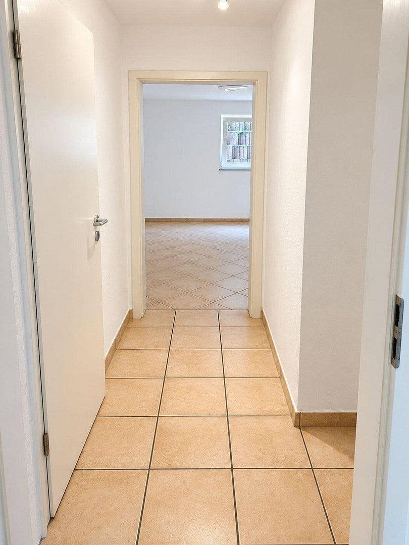 Prenájom bytu 2-izbový 38 m², Viehtrift 23, Köln, Severné Porýnie - Westfálsko Prenájom bytu 2-izbový 38 m², Viehtrift 23, Köln, Severné Porýnie - Westfálsko
