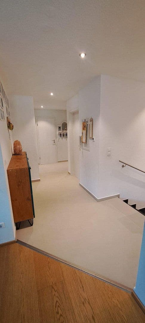 Predaj bytu 4-izbový 102 m², Illingen, Bádensko-Wurttembersko Predaj bytu 4-izbový 102 m², Illingen, Bádensko-Wurttembersko