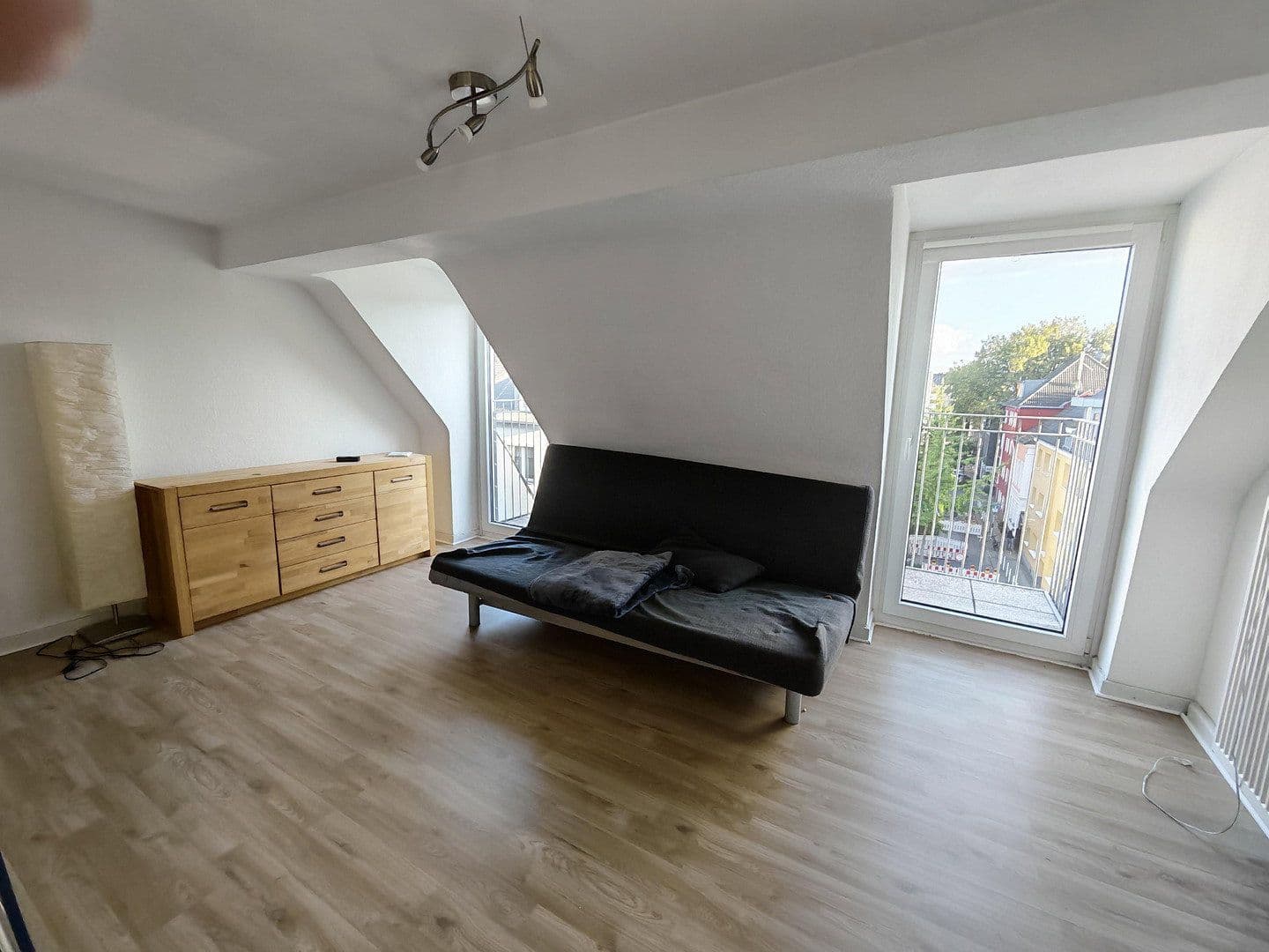 Prenájom bytu 3-izbový 71 m², Almastr. 11, Essen, Severné Porýnie - Westfálsko Prenájom bytu 3-izbový 71 m², Almastr. 11, Essen, Severné Porýnie - Westfálsko