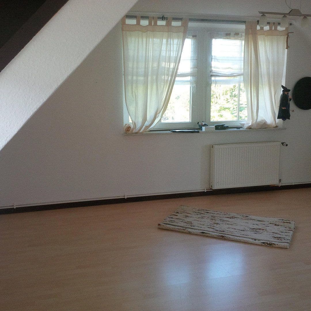 Predaj domu 200 m², pozemok 1.200 m², Hamfelde (Lauenburg), Šlezvicko-Holštajnsko Predaj domu 200 m², pozemok 1.200 m², Hamfelde (Lauenburg), Šlezvicko-Holštajnsko