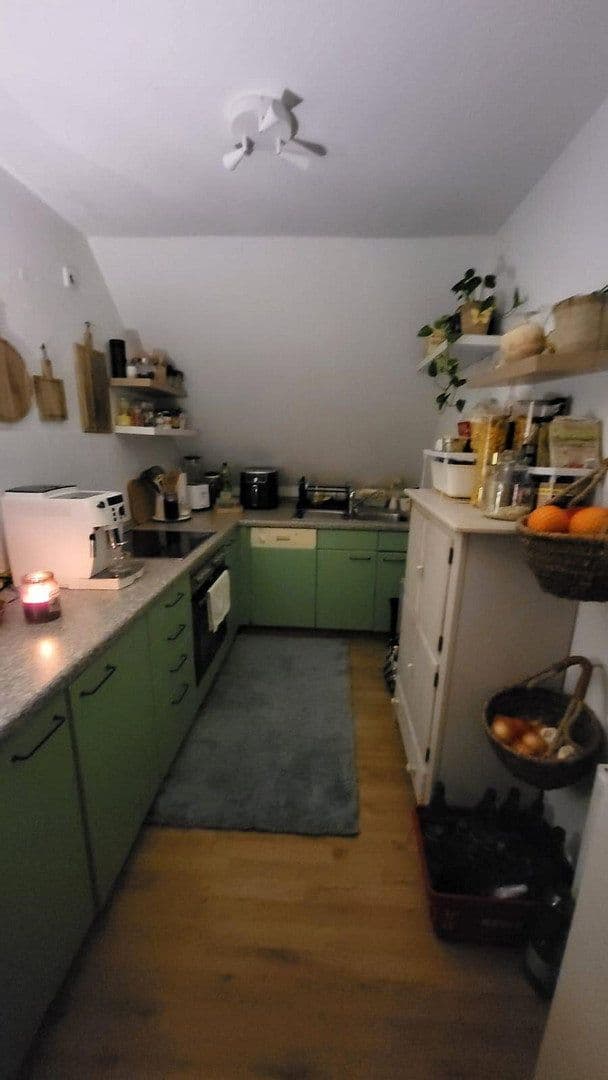 Prenájom bytu 2-izbový 74 m², Alt-Sossenheim 47a, Frankfurt, Hesensko Prenájom bytu 2-izbový 74 m², Alt-Sossenheim 47a, Frankfurt, Hesensko