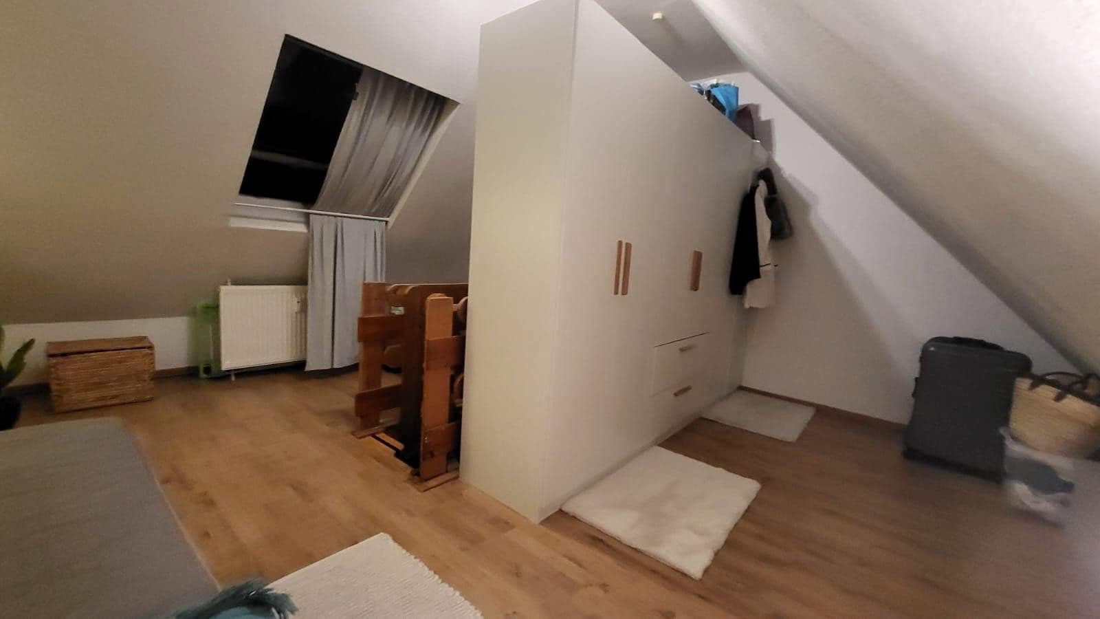 Prenájom bytu 2-izbový 74 m², Alt-Sossenheim 47a, Frankfurt, Hesensko Prenájom bytu 2-izbový 74 m², Alt-Sossenheim 47a, Frankfurt, Hesensko