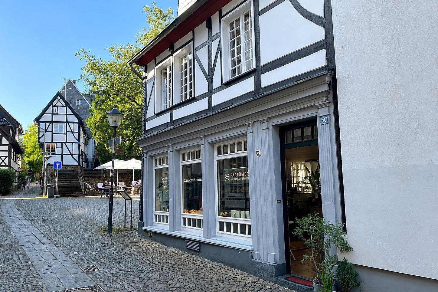 Prenájom nebytového priestoru 60 m², Ruhrstraße 50, Essen Kettwig, Severné Porýnie - Westfálsko Prenájom nebytového priestoru 60 m², Ruhrstraße 50, Essen Kettwig, Severné Porýnie - Westfálsko
