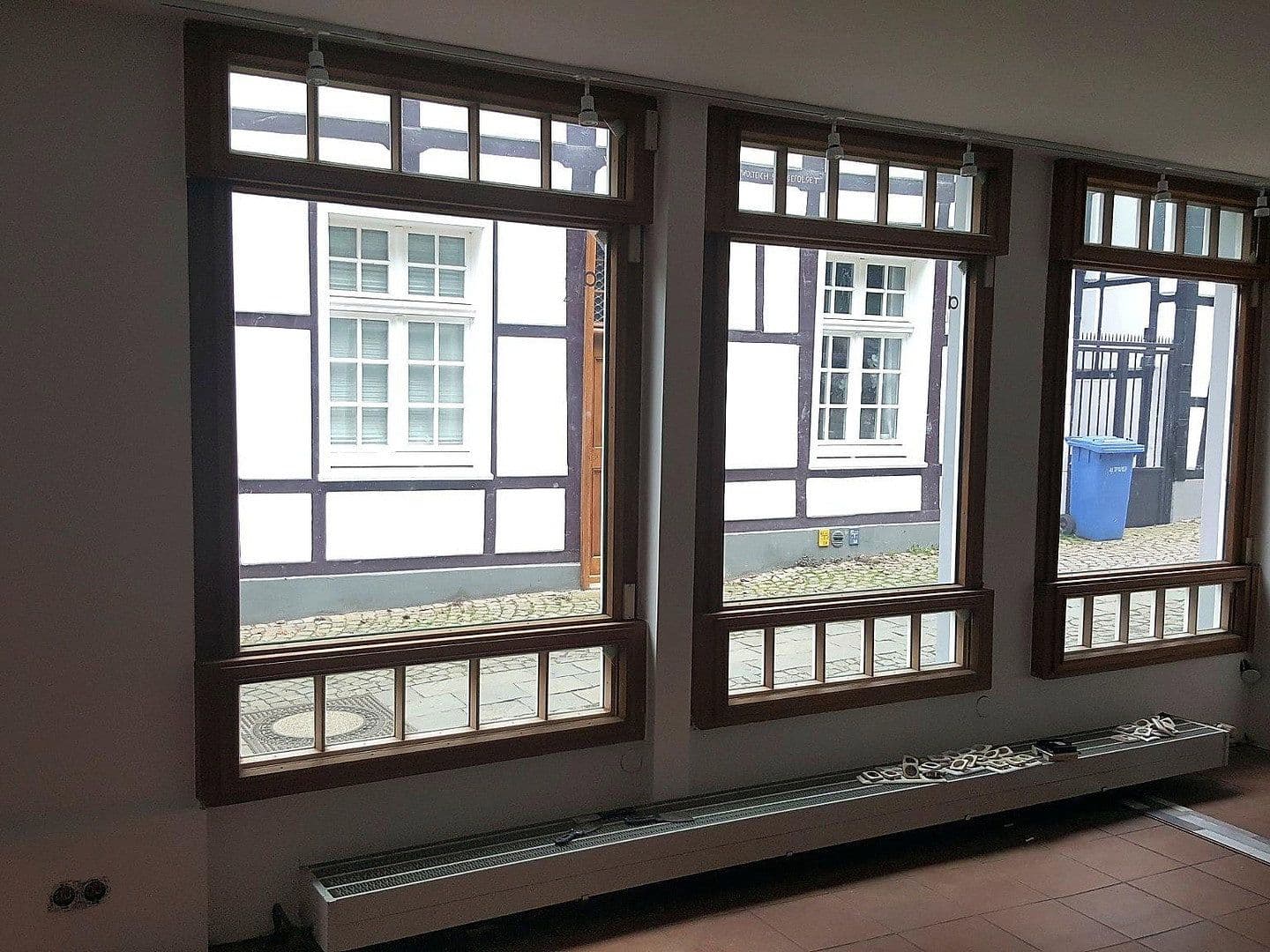 Prenájom nebytového priestoru 60 m², Ruhrstraße 50, Essen Kettwig, Severné Porýnie - Westfálsko Prenájom nebytového priestoru 60 m², Ruhrstraße 50, Essen Kettwig, Severné Porýnie - Westfálsko