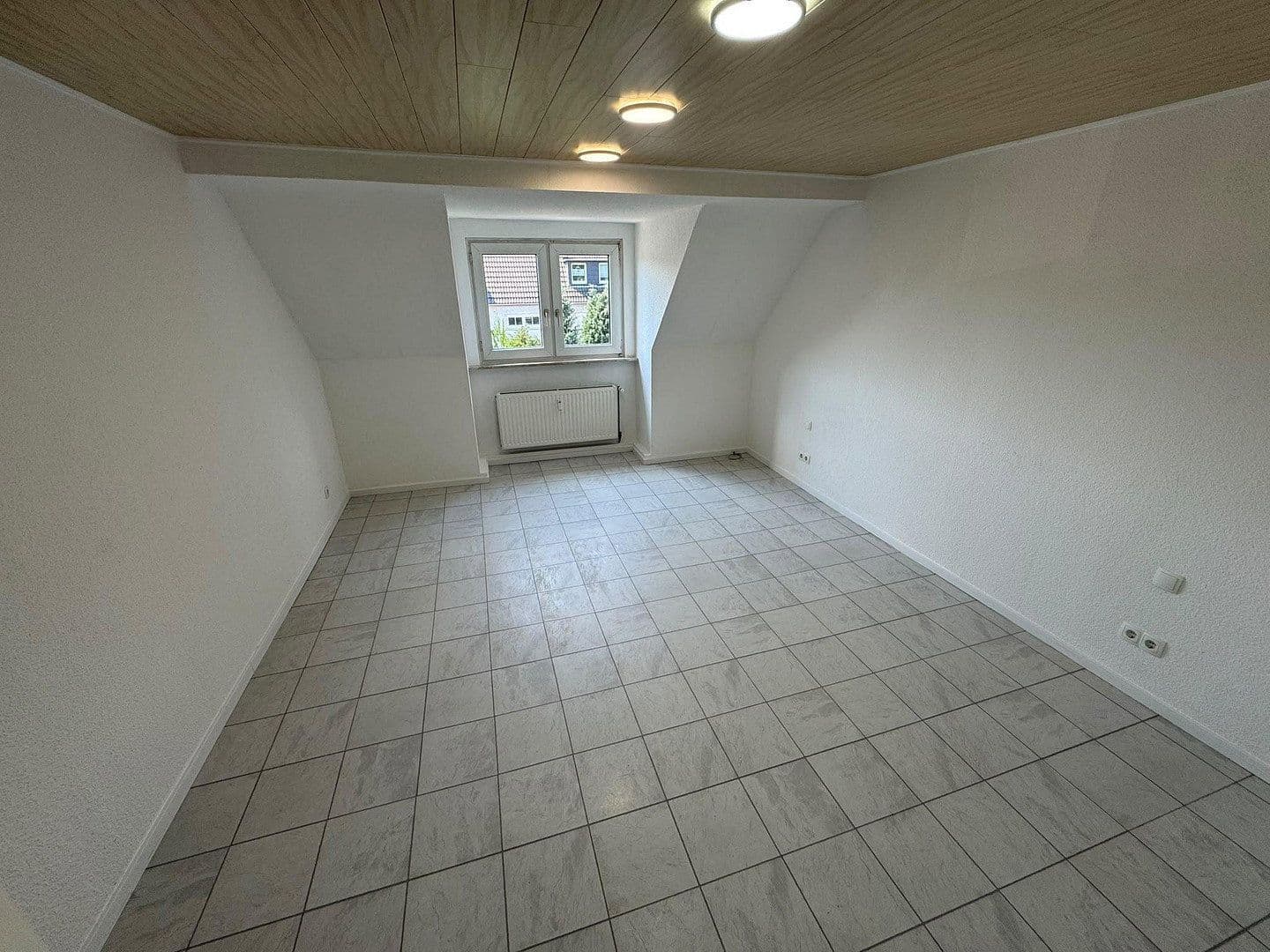 Prenájom bytu 3-izbový 74 m², Lindhorststraße 10, Bottrop, Severné Porýnie - Westfálsko Prenájom bytu 3-izbový 74 m², Lindhorststraße 10, Bottrop, Severné Porýnie - Westfálsko