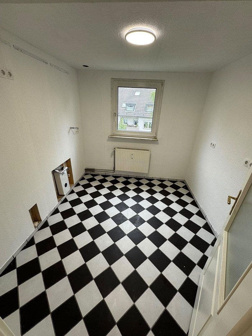 Prenájom bytu 3-izbový 74 m², Lindhorststraße 10, Bottrop, Severné Porýnie - Westfálsko Prenájom bytu 3-izbový 74 m², Lindhorststraße 10, Bottrop, Severné Porýnie - Westfálsko